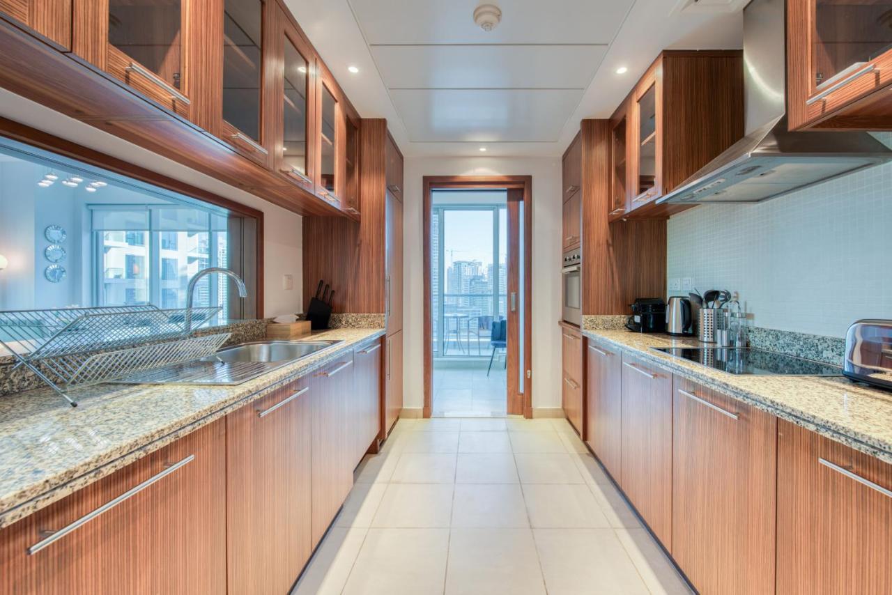 Maison Privee - Marina Promenade Apartment Dubai