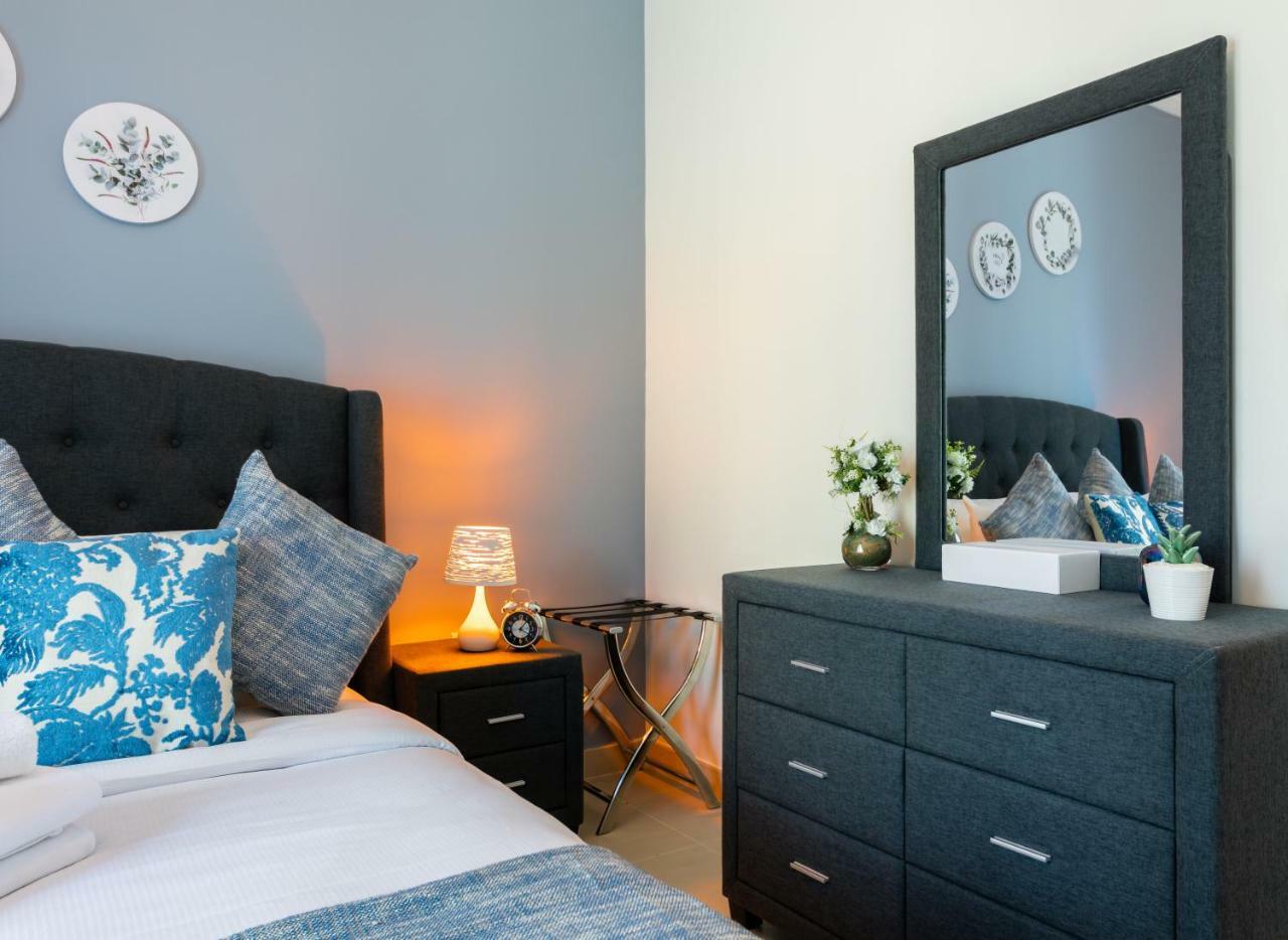 Maison Privee - Marina Promenade Apartment *