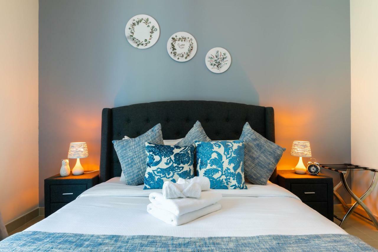 Maison Privee - Marina Promenade Apartment *