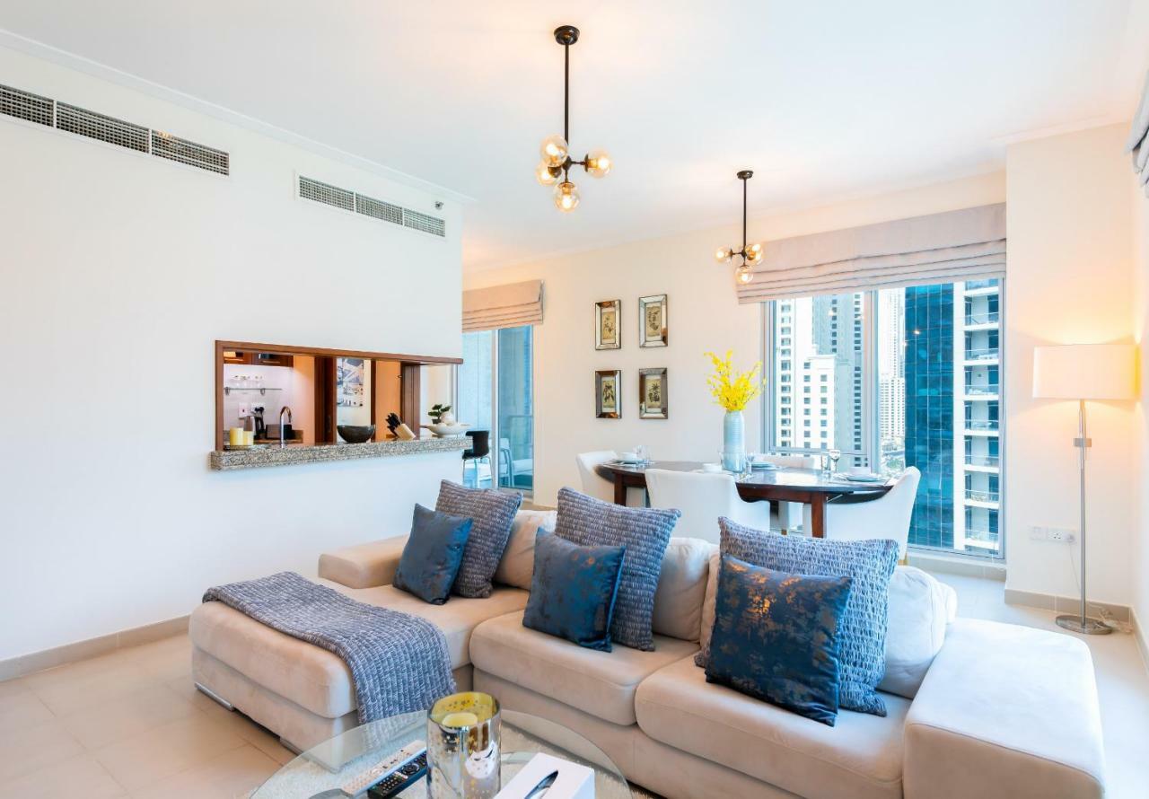 Maison Privee - Marina Promenade Apartment