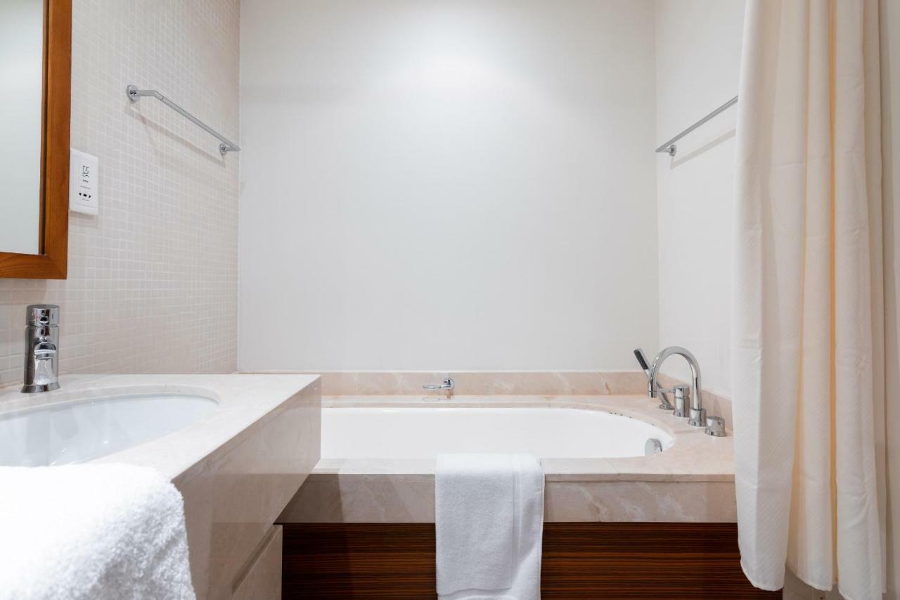 Maison Privee - Marina Promenade Apartment *